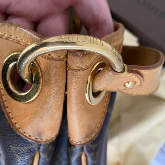 LOUIS VUITTON Monogram Galliera PM - Picture 9 of 14